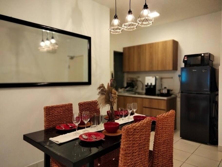 V Boho Home 3Bedroom 7-8Pax Eco Majestic Semenyih Beranang Экстерьер фото